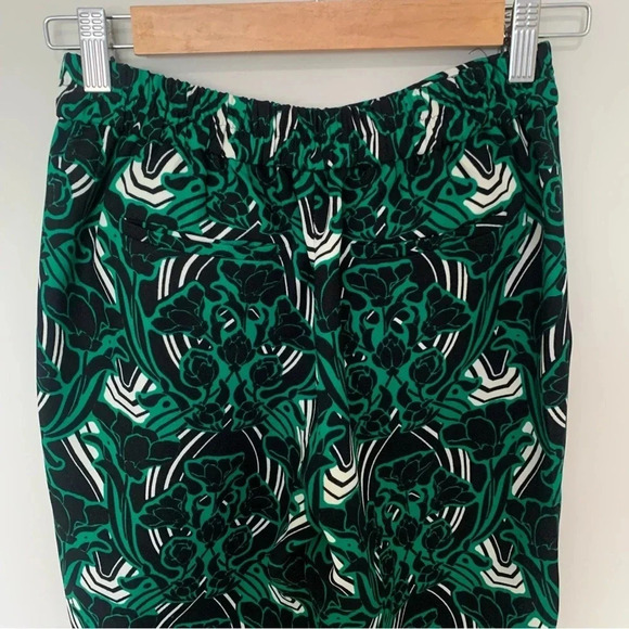 J. Crew Tuxedo Pant in Retro Floral Green/Black Size 0 - Picture 5 of 8